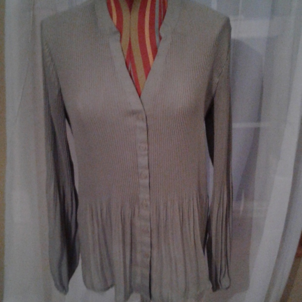 NY Collection med.grey shirt